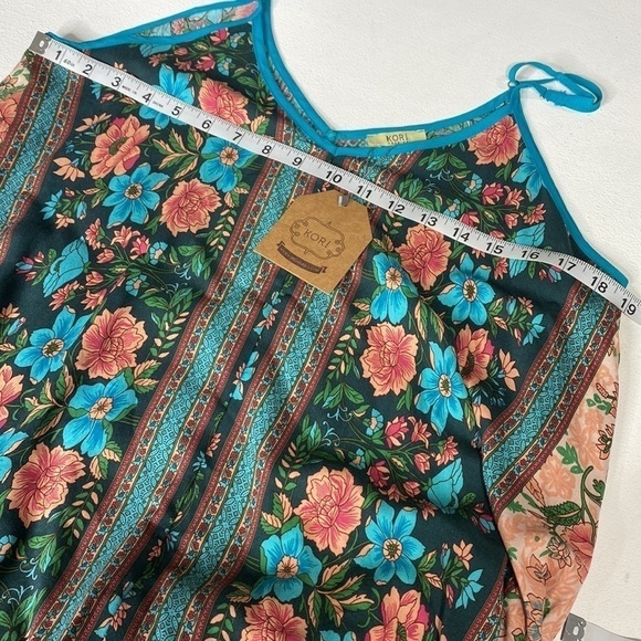 NWT Kori Flower Mixed Dress Handkerchief Hem med - Picture 11 of 13